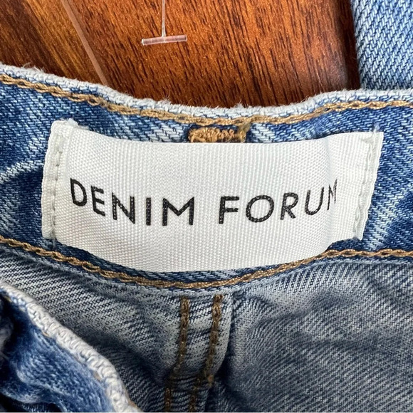 ARITZIA Denim Forum JONI HIGH RISE LOOSE JEANS Size 26 High Rise B30 - Picture 5 of 8
